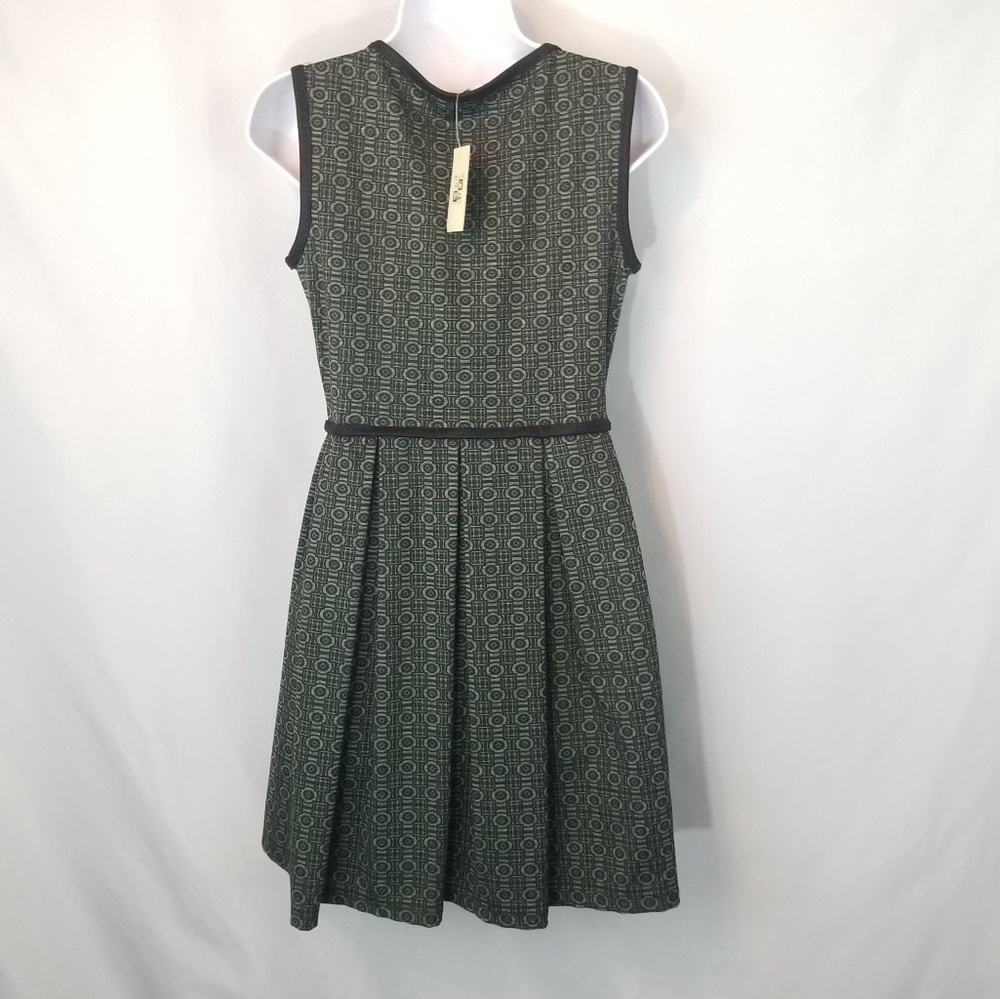 Max Studio Pleated Green Dress - Picture 5 of 8